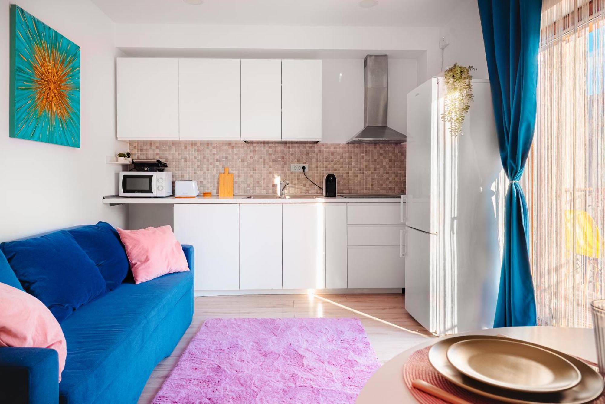 Downtown Apartment Boutique - Blue & Pink Bucharest Exterior photo